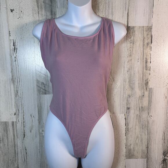 NWT SKIMS Orchid Bodysuit | Deep Back | Size Large | Fits Everybody | Rare Color - Picture 1 of 6